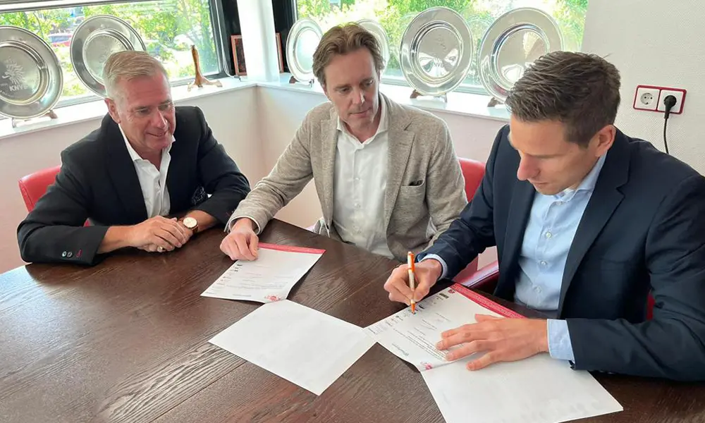 ijsselmeervogels_sedico_verbindt_zich_als_bronssponsor_aan_ijsselmeervogels_en_wordt_energiepartner_01